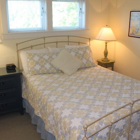 Captain'S Cottage Suites Grand Haven Chambre photo