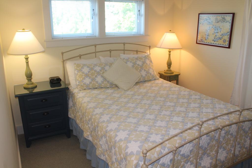 Captain'S Cottage Suites Grand Haven Chambre photo